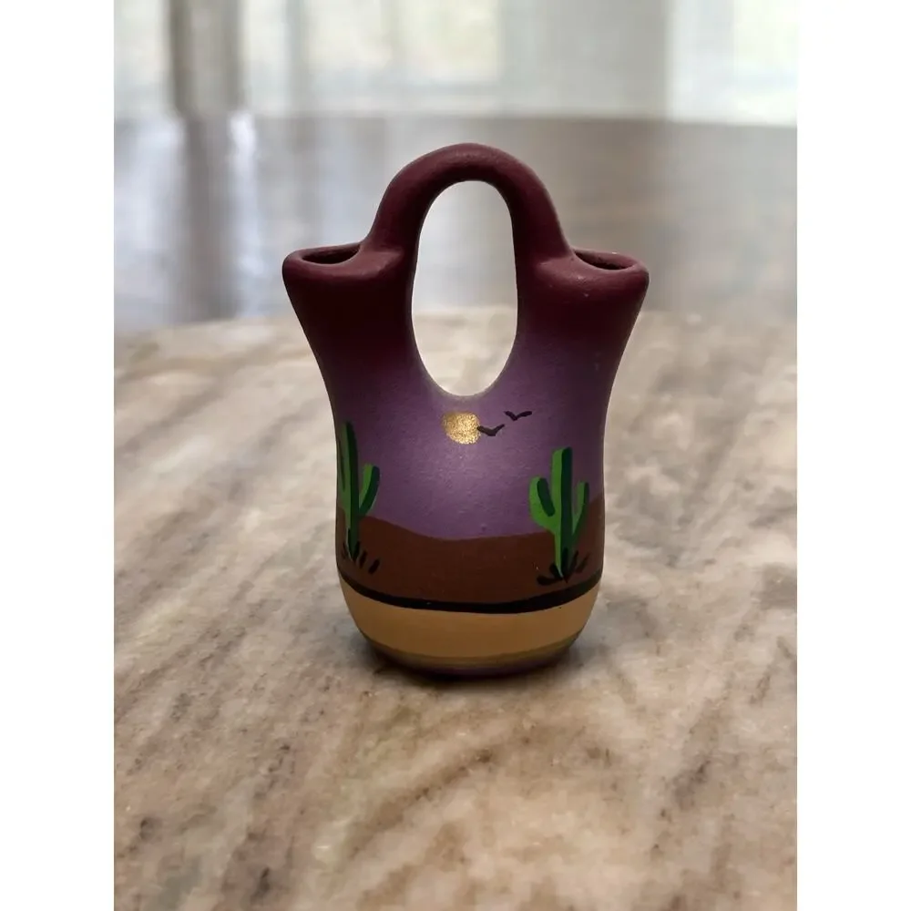 TESA NAVAJO SOUTHWEST MAACK WEDDING VASE HAND PAINTED CACTUS & FLOWER EUC